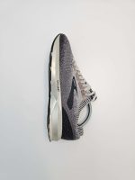 کتونی بروکس مدل LEVITATE 2 - Image 4