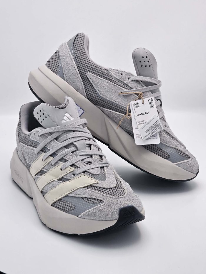 کتونی آدیداس LIGHTBLAZE - Image 2